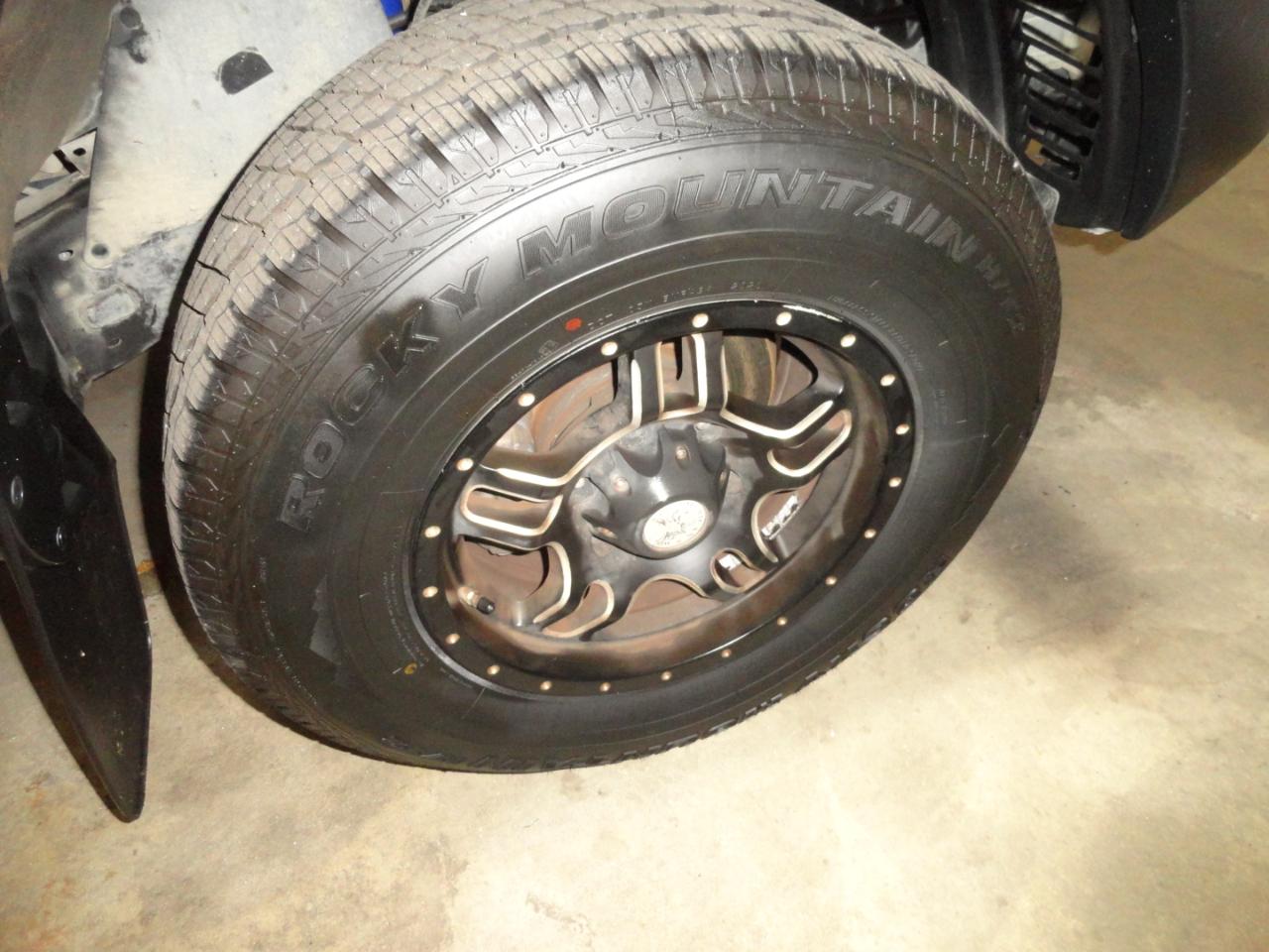 Toyota Tacoma 2WD Double Cab I4 AT PreRunner (Natl) 2015