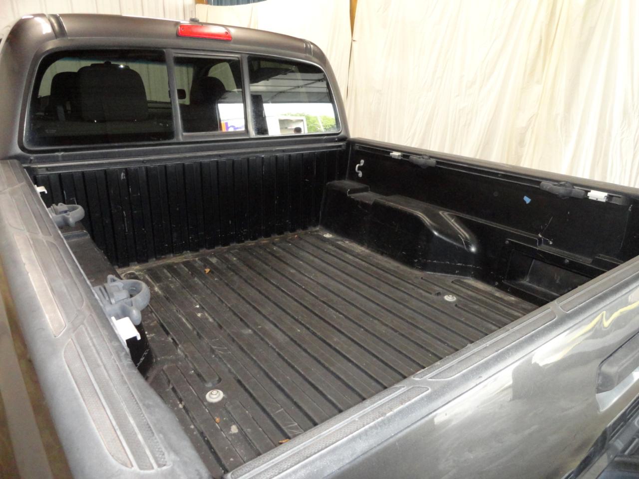Toyota Tacoma 2WD Double Cab I4 AT PreRunner (Natl) 2015