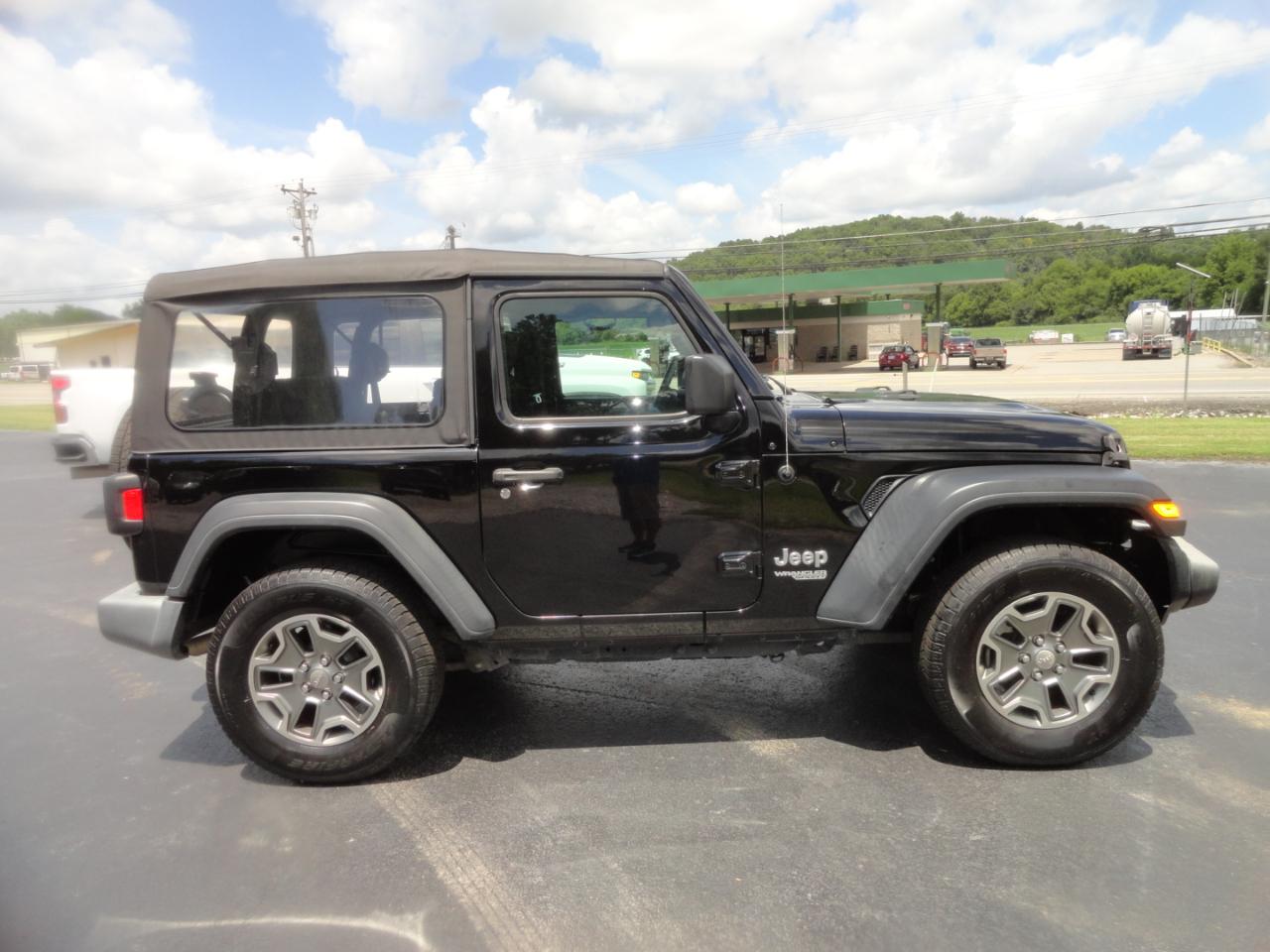 Jeep Wrangler Sport 4x4 2018