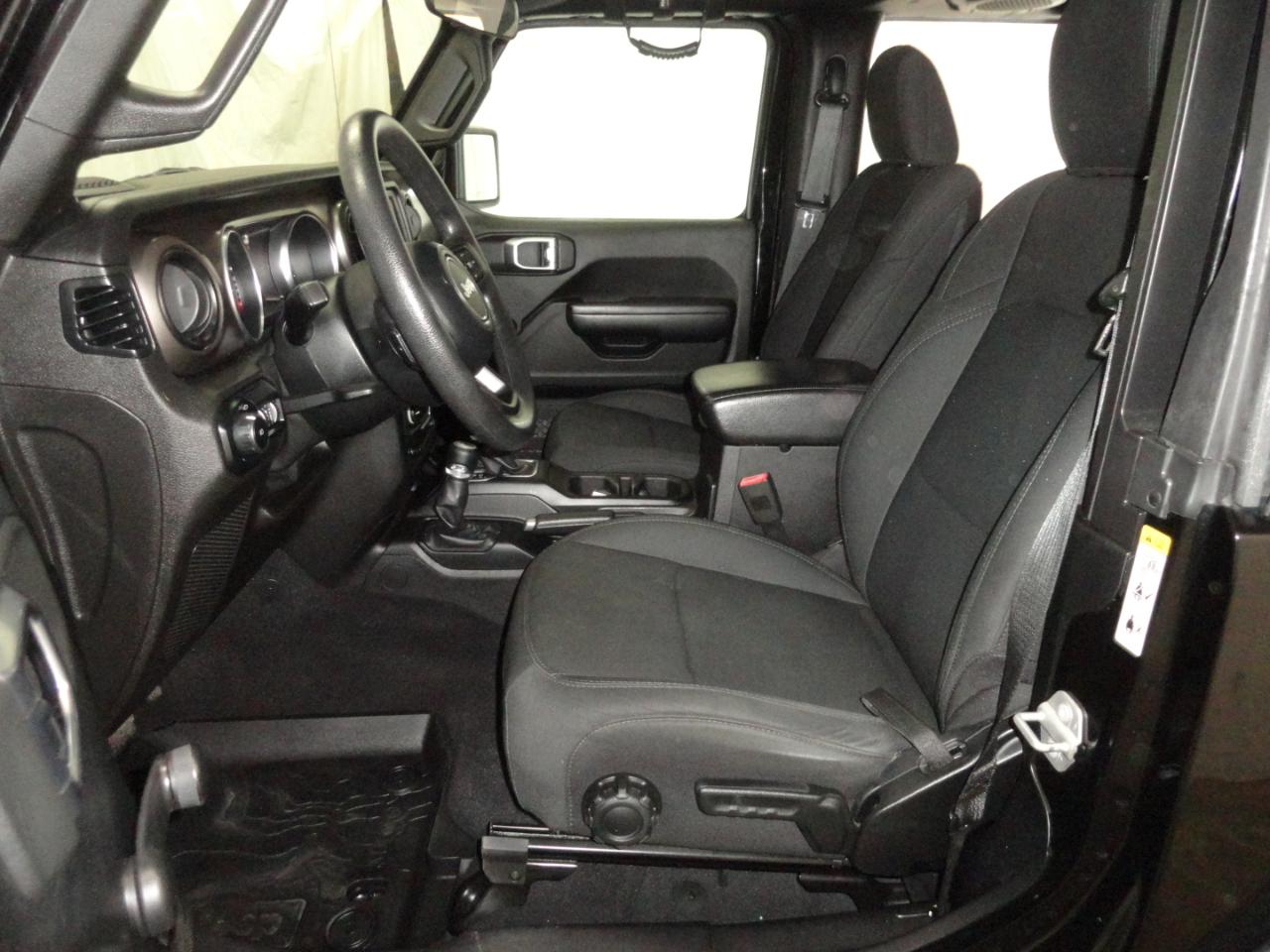 Jeep Wrangler Sport 4x4 2018