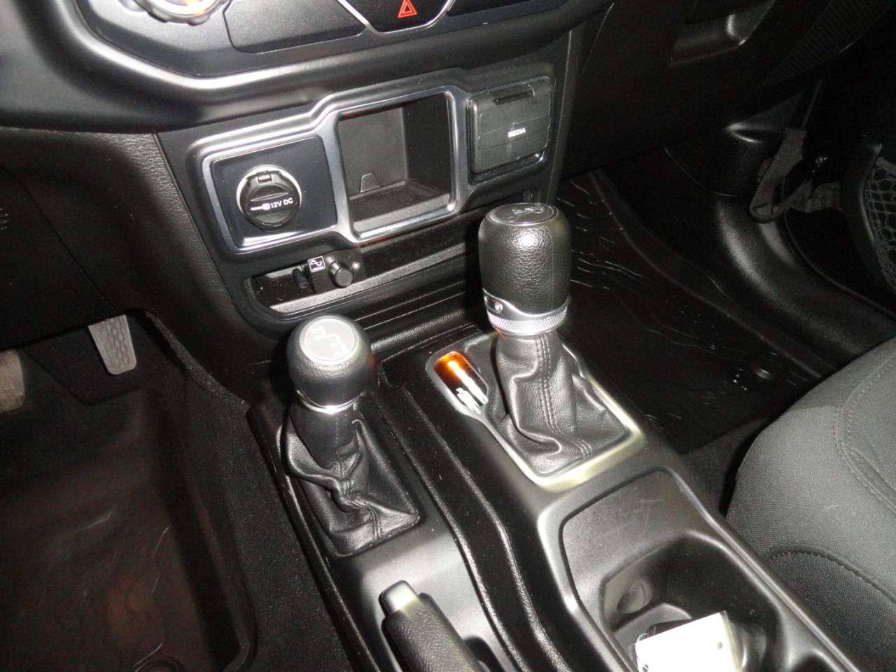 Jeep Wrangler Sport 4x4 2018