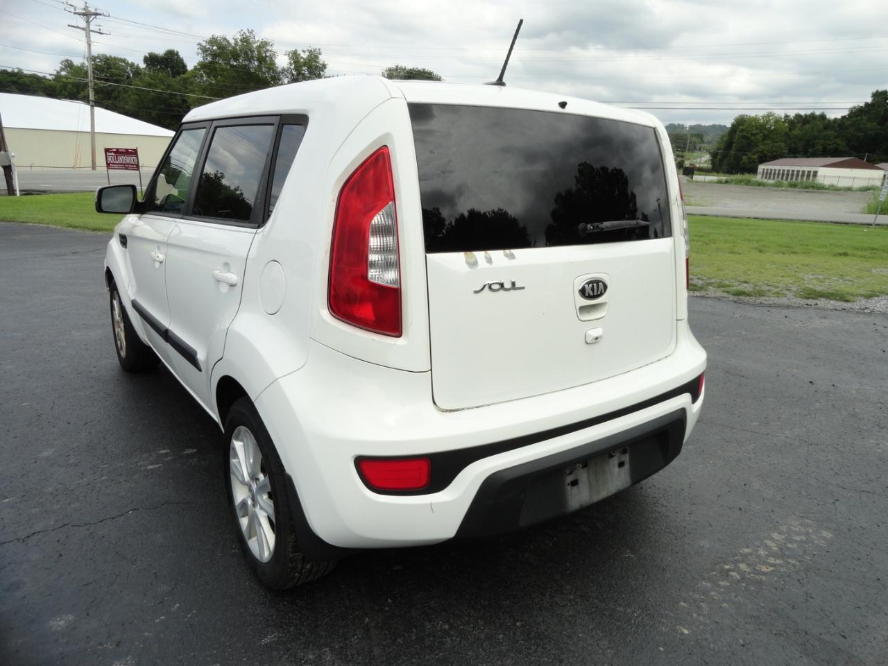 Kia Soul 5dr Wgn Auto + 2013