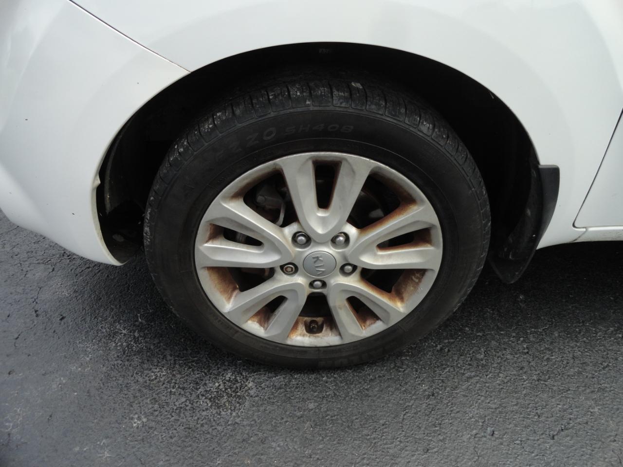 Kia Soul 5dr Wgn Auto + 2013