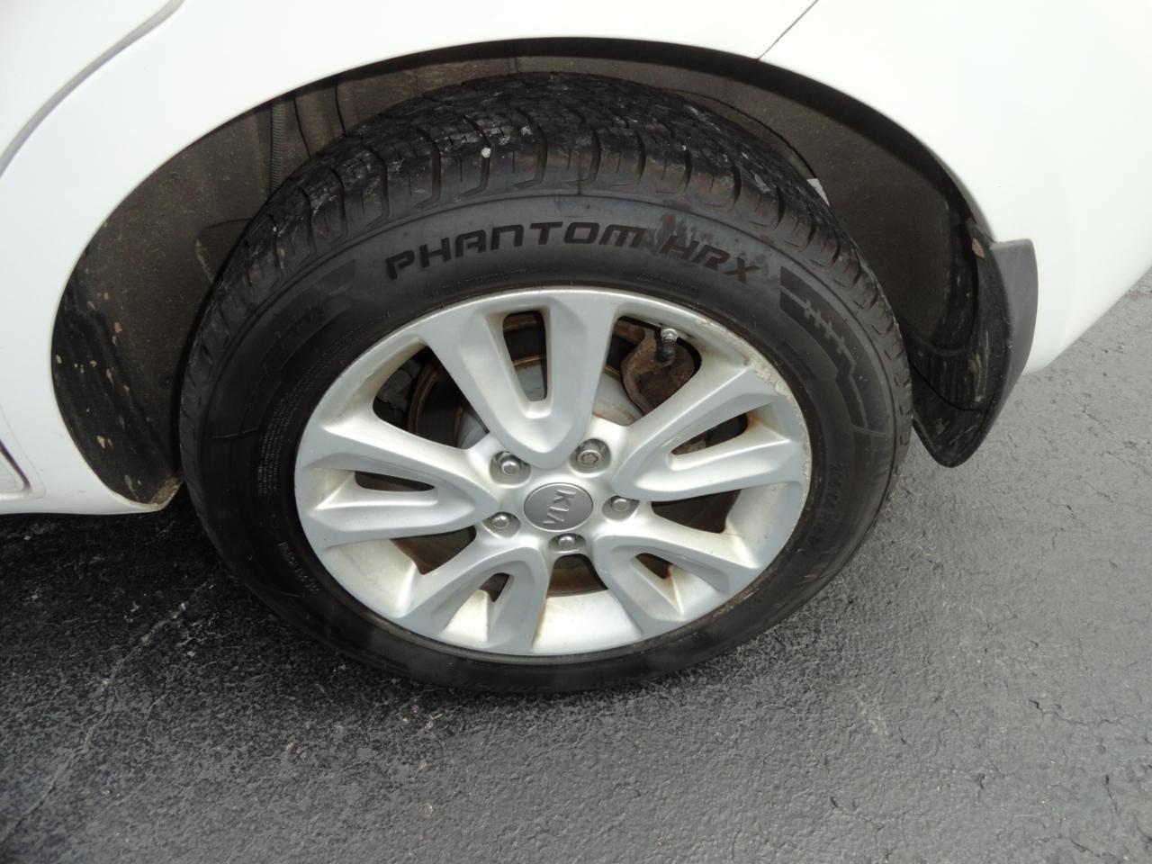 Kia Soul 5dr Wgn Auto + 2013