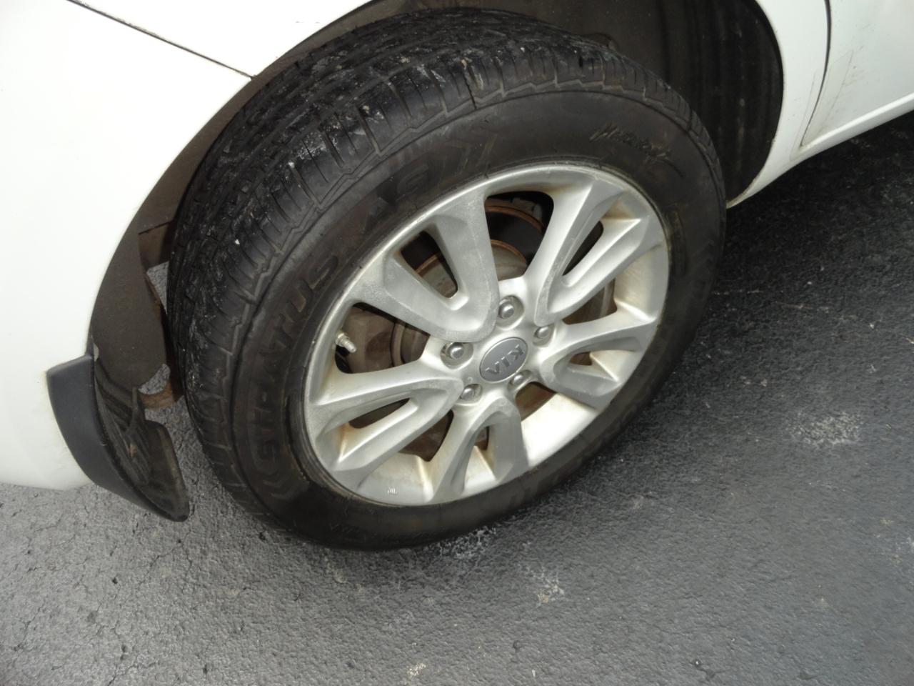 Kia Soul 5dr Wgn Auto + 2013