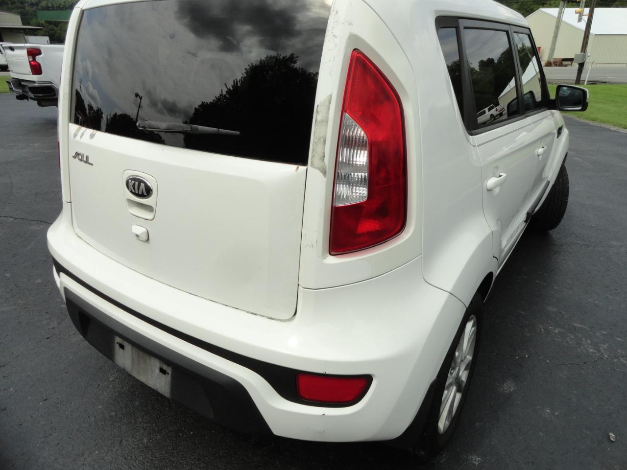 Kia Soul 5dr Wgn Auto + 2013