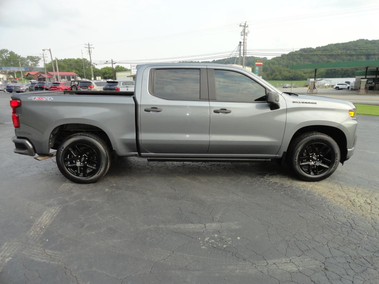 Chevrolet Silverado 1500 LTD 4WD Crew Cab 147" Custom 2022