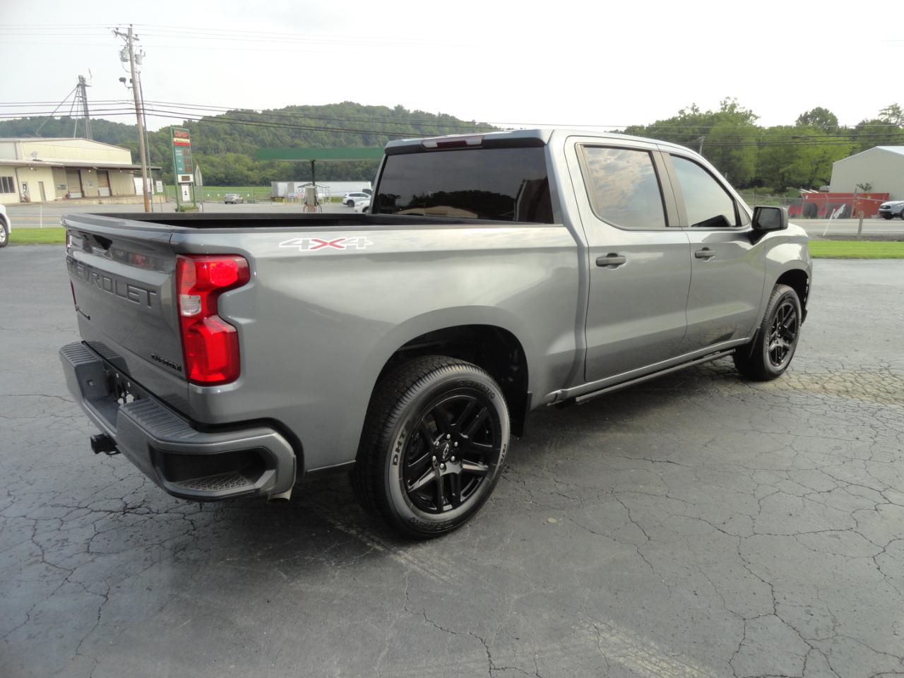 Chevrolet Silverado 1500 LTD 4WD Crew Cab 147" Custom 2022