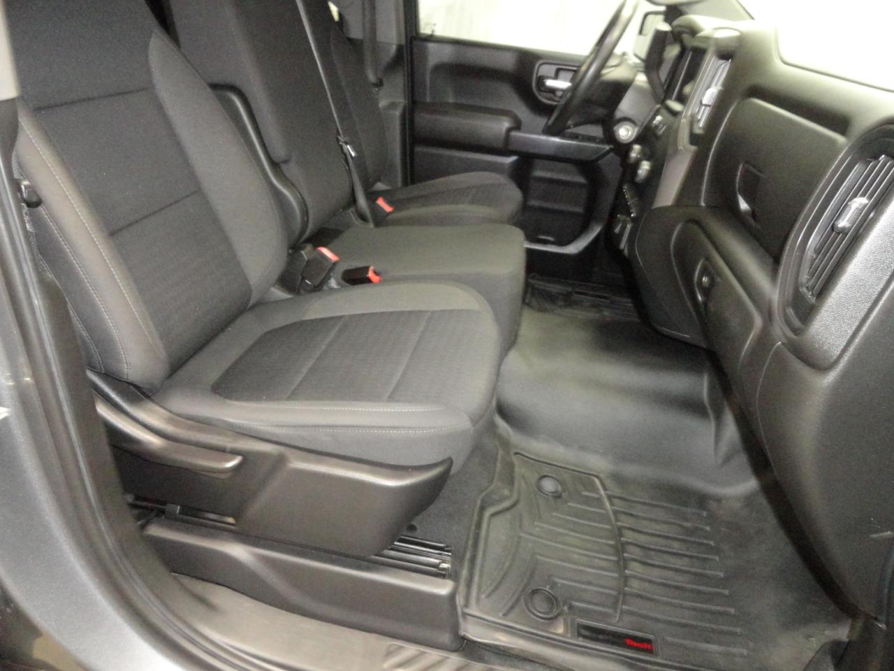 Chevrolet Silverado 1500 LTD 4WD Crew Cab 147" Custom 2022