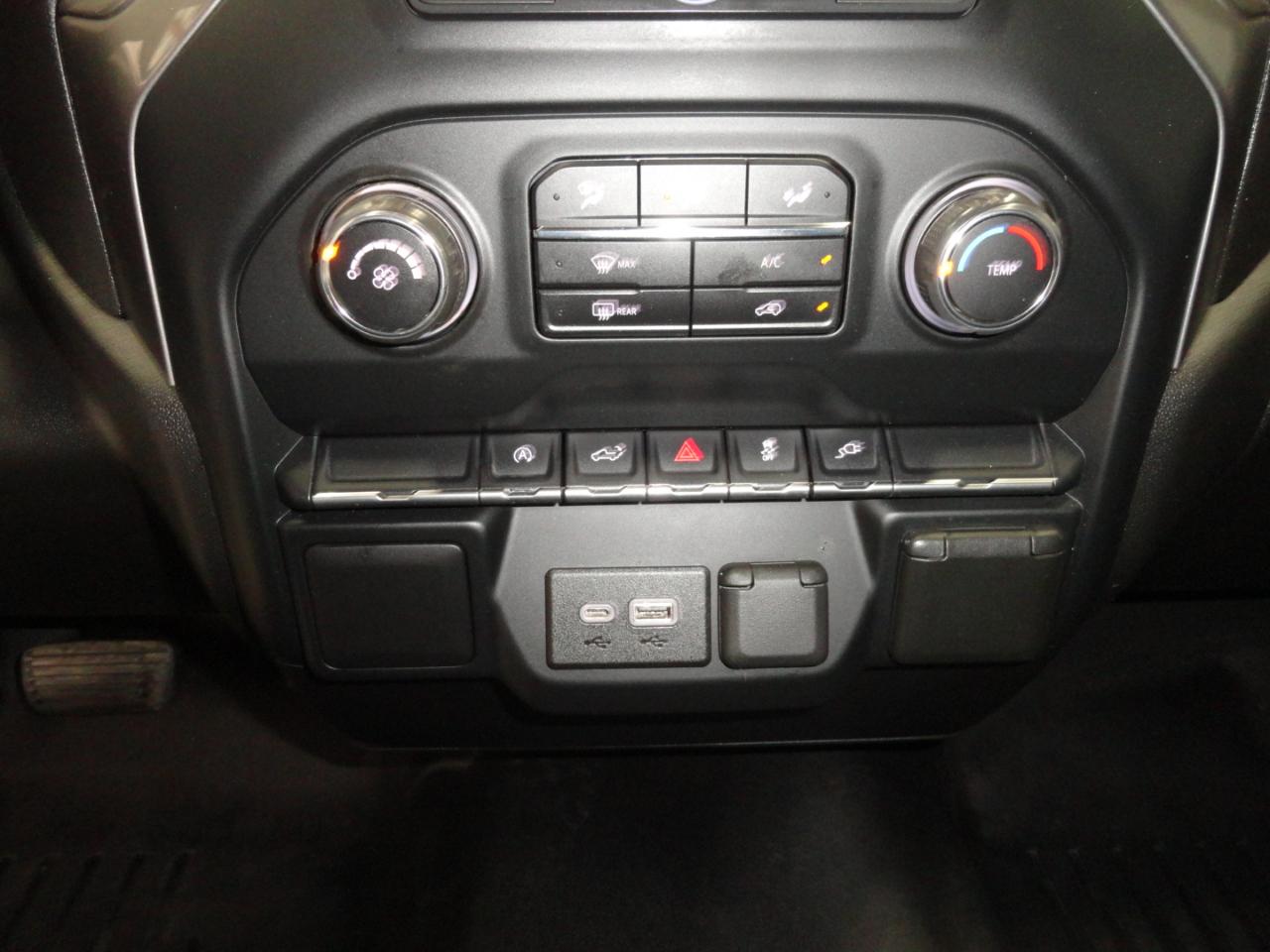 Chevrolet Silverado 1500 LTD 4WD Crew Cab 147" Custom 2022