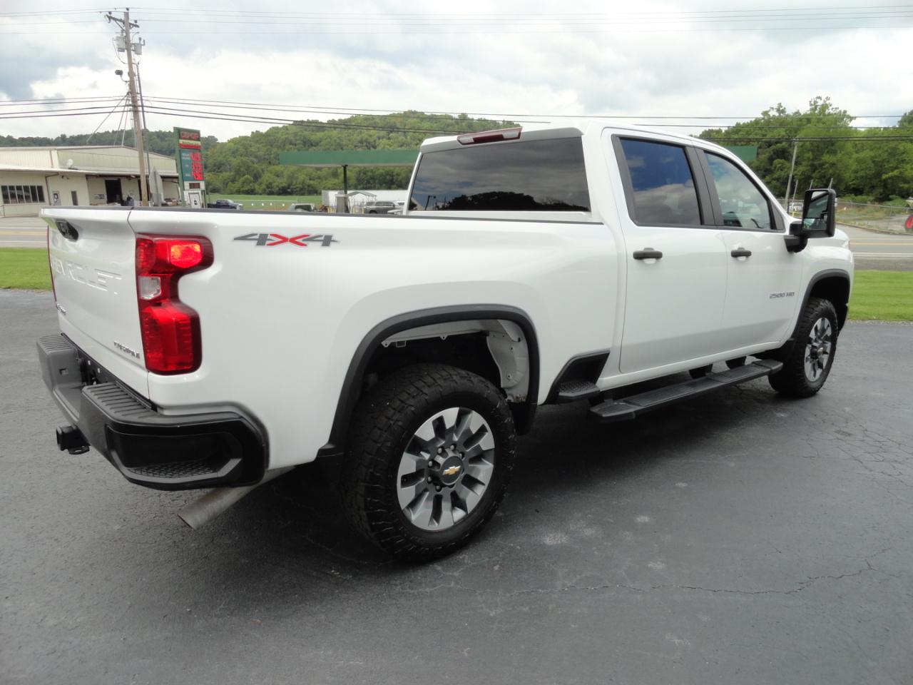 Chevrolet Silverado 2500HD 4WD Crew Cab 159" Custom 2022