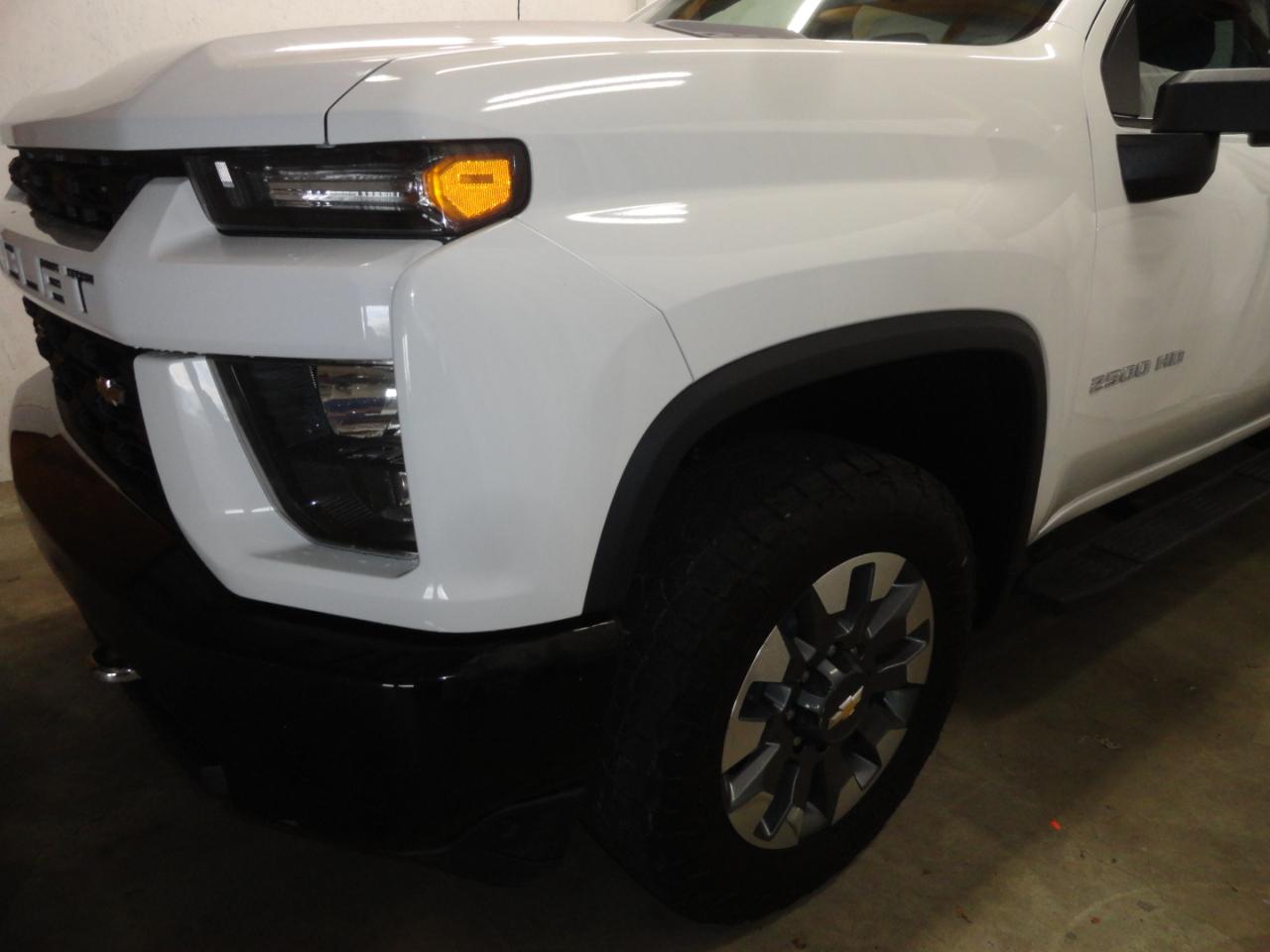 Chevrolet Silverado 2500HD 4WD Crew Cab 159" Custom 2022
