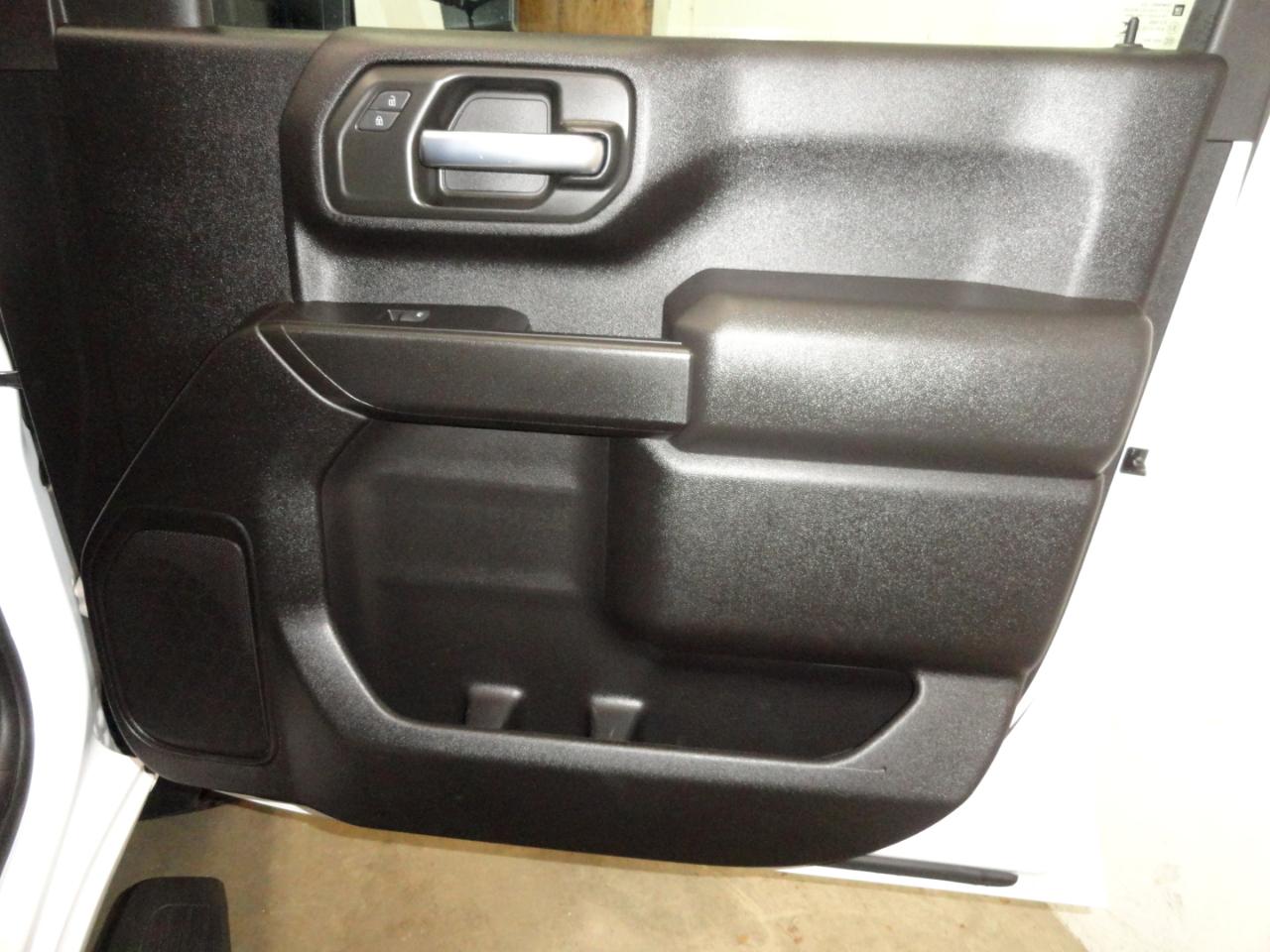 Chevrolet Silverado 2500HD 4WD Crew Cab 159" Custom 2022