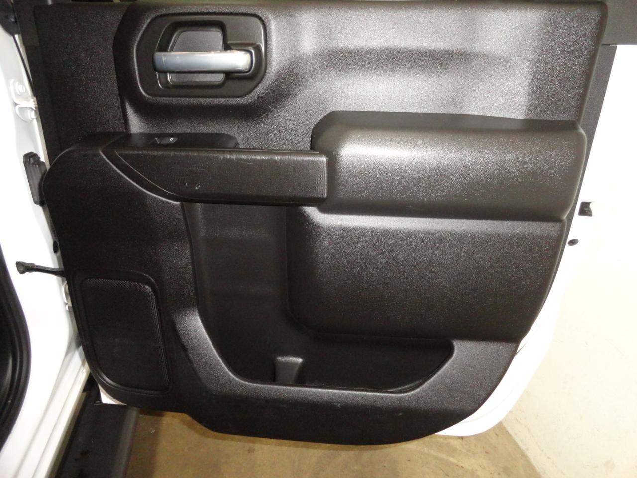 Chevrolet Silverado 2500HD 4WD Crew Cab 159" Custom 2022