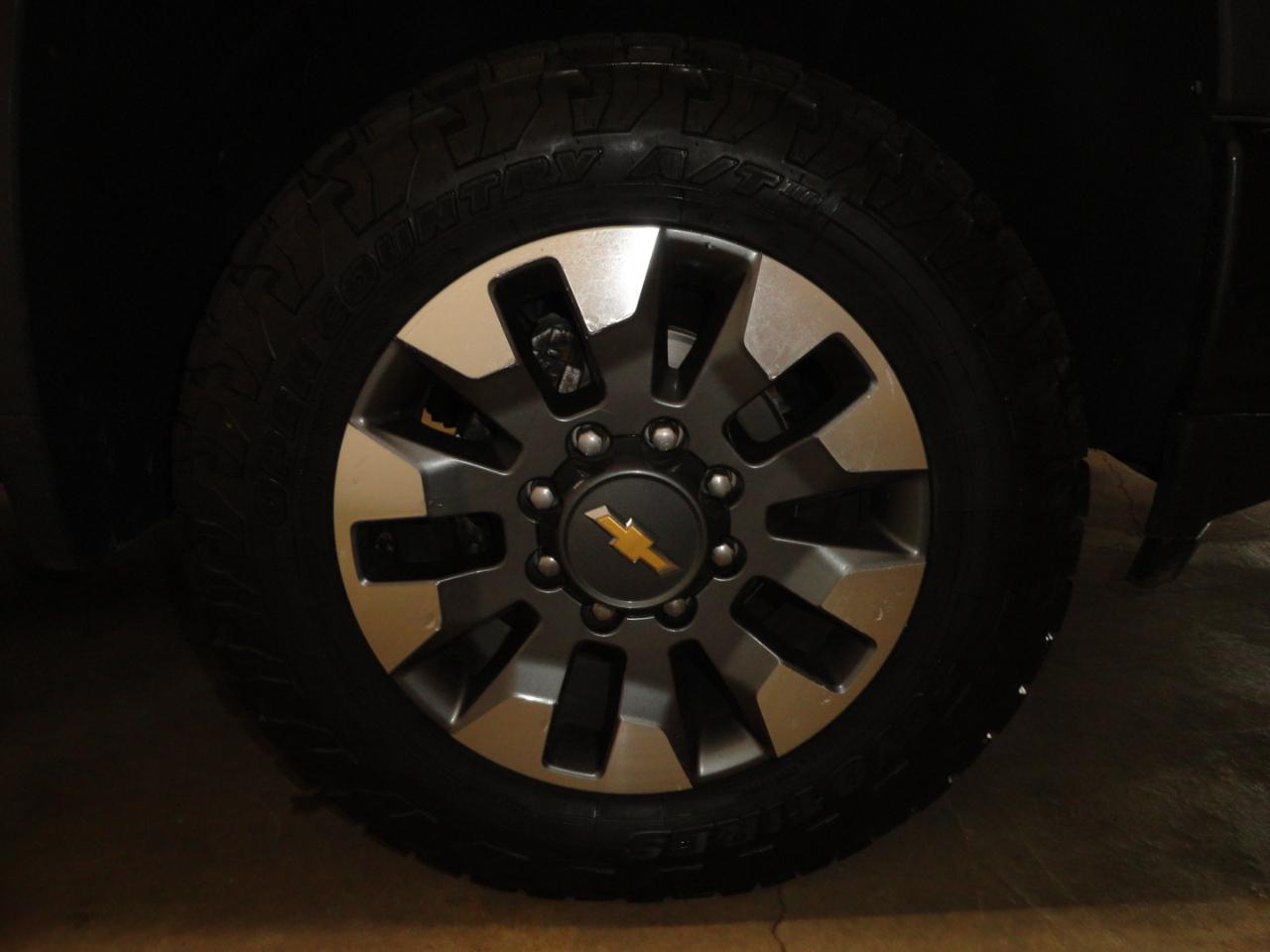 Chevrolet Silverado 2500HD 4WD Crew Cab 159" Custom 2022