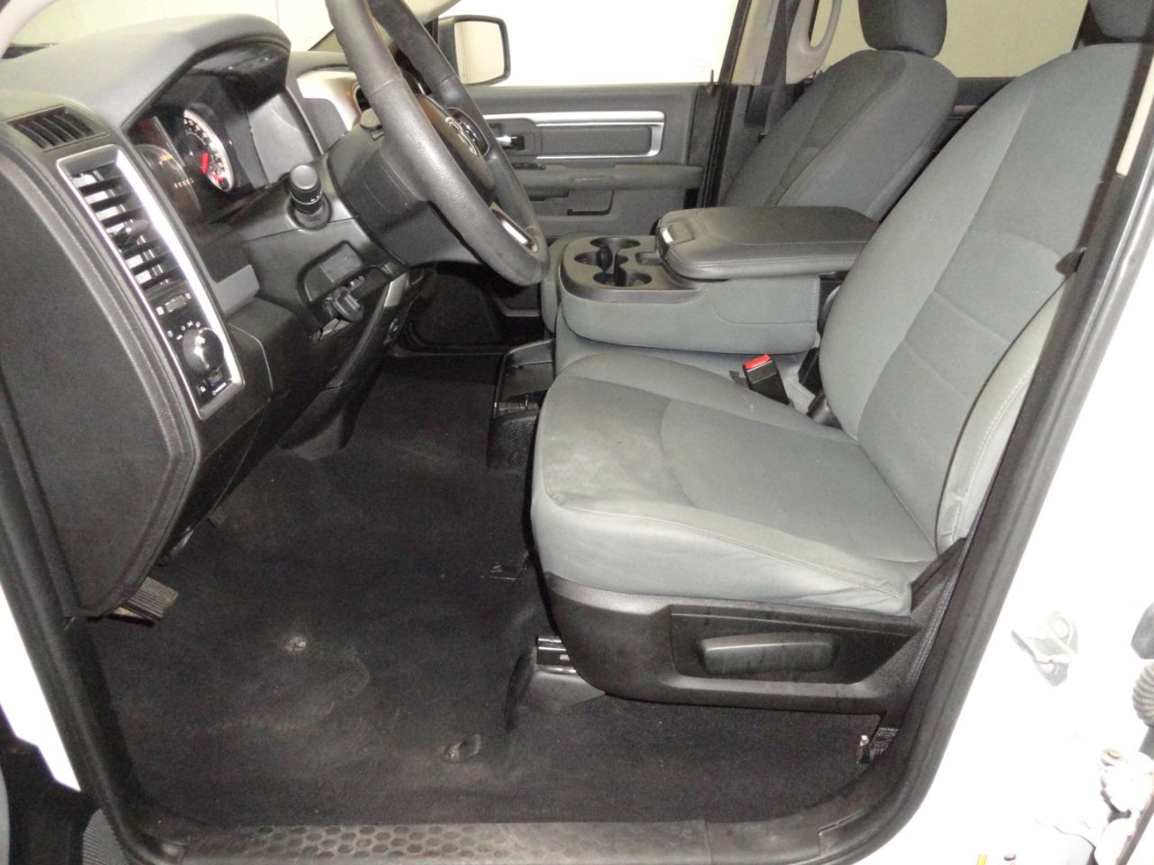 RAM 1500 Classic SLT 4x2 Crew Cab 6'4" Box 2019