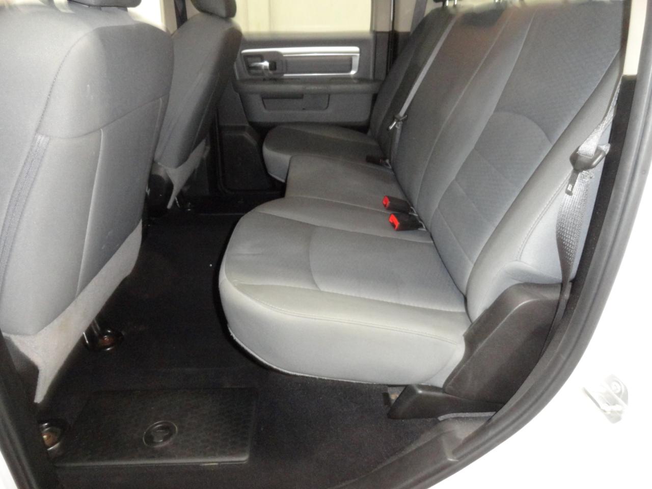 RAM 1500 Classic SLT 4x2 Crew Cab 6'4" Box 2019