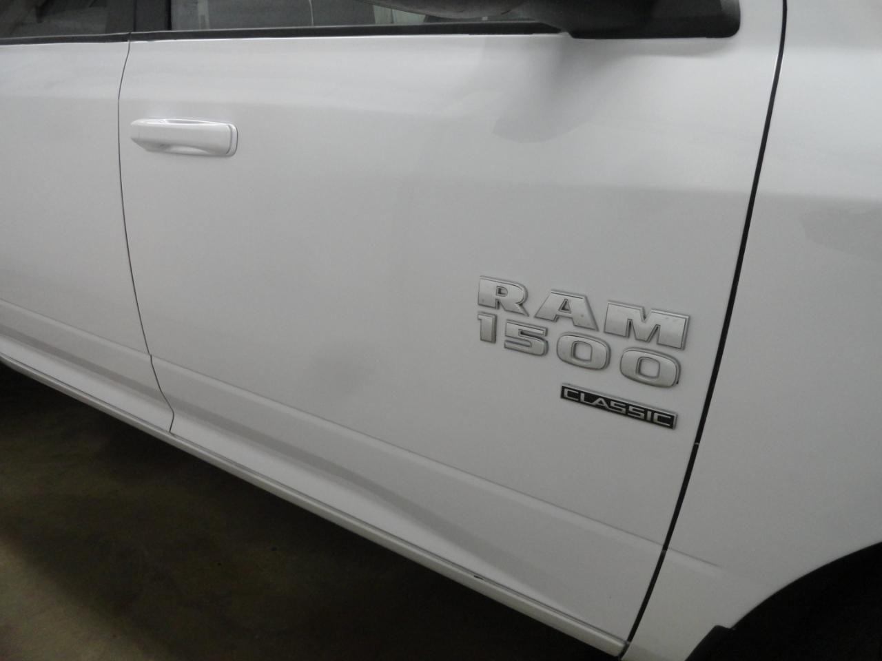 RAM 1500 Classic SLT 4x2 Crew Cab 6'4" Box 2019