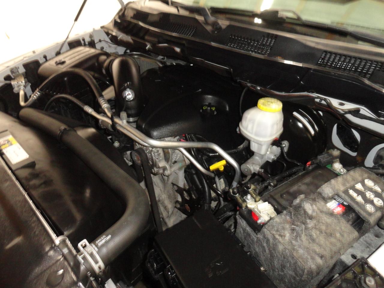 RAM 1500 Classic SLT 4x2 Crew Cab 6'4" Box 2019