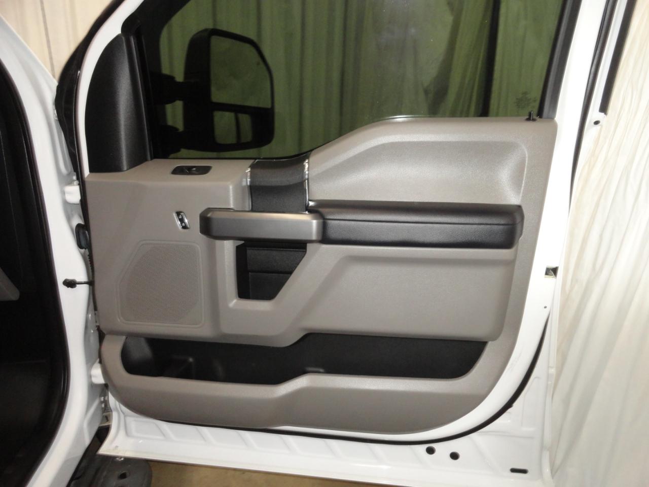 2018 Ford F-250 Super Duty XLT - Photo 28