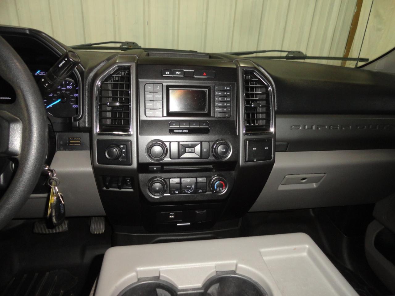 2018 Ford F-250 Super Duty XLT - Photo 36