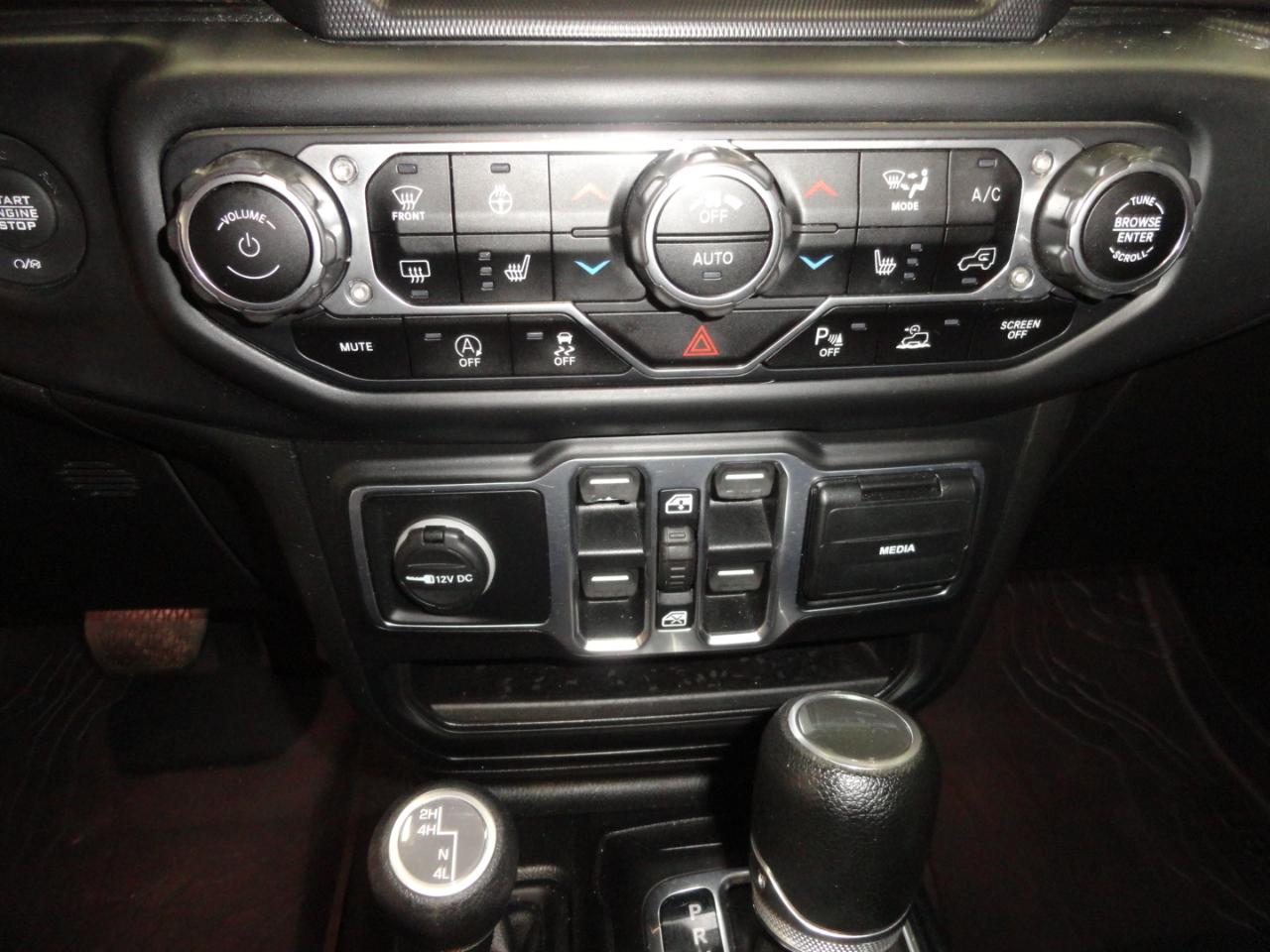 2020 Jeep Gladiator Sport S - Photo 18