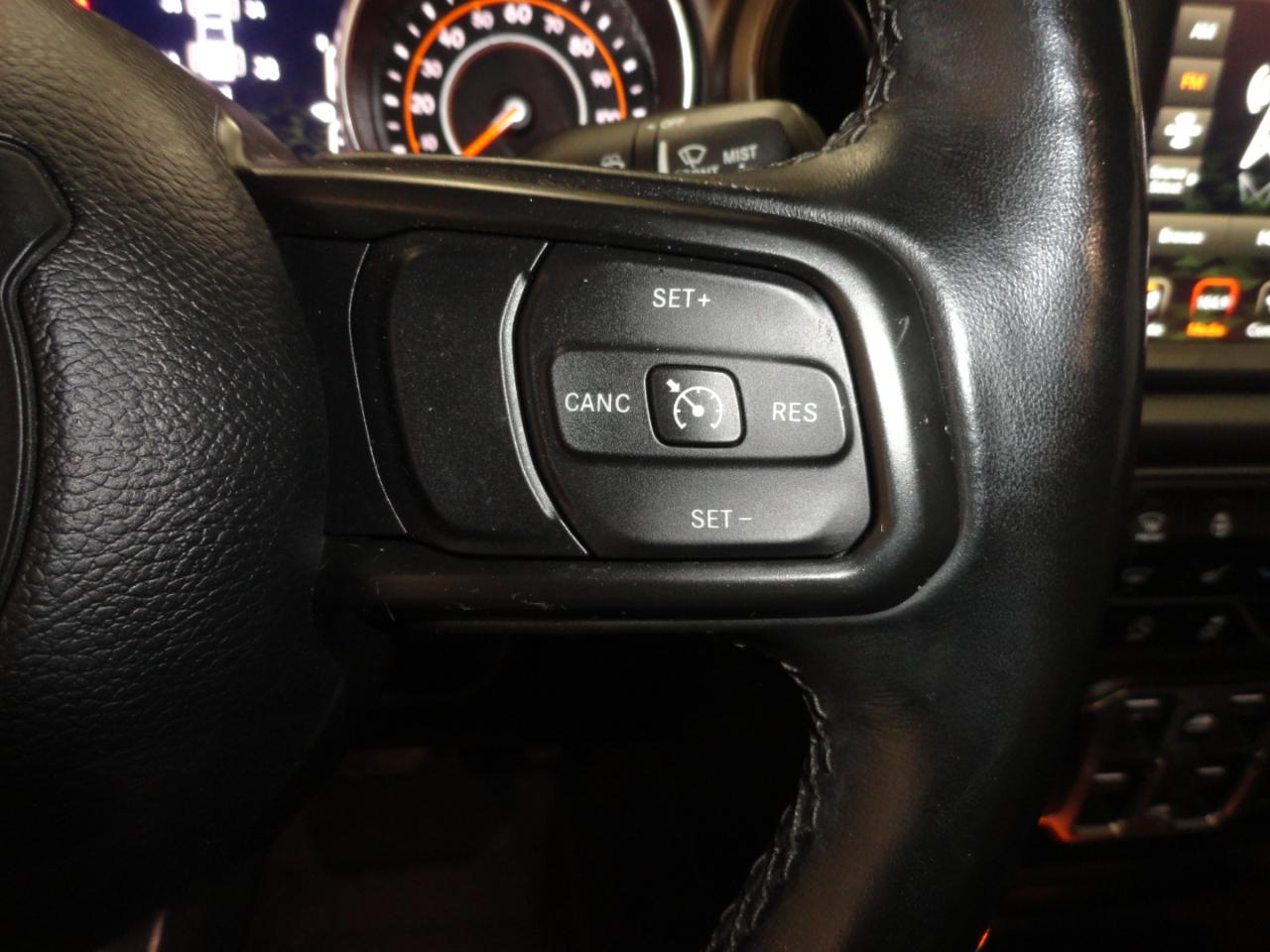 2020 Jeep Gladiator Sport S - Photo 23