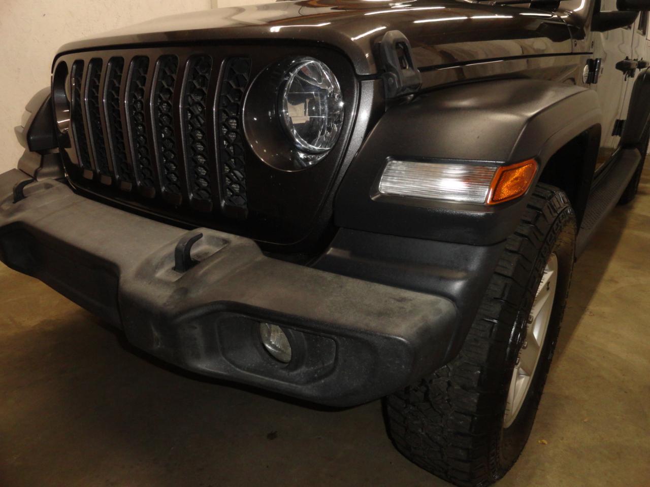 2020 Jeep Gladiator Sport S - Photo 30
