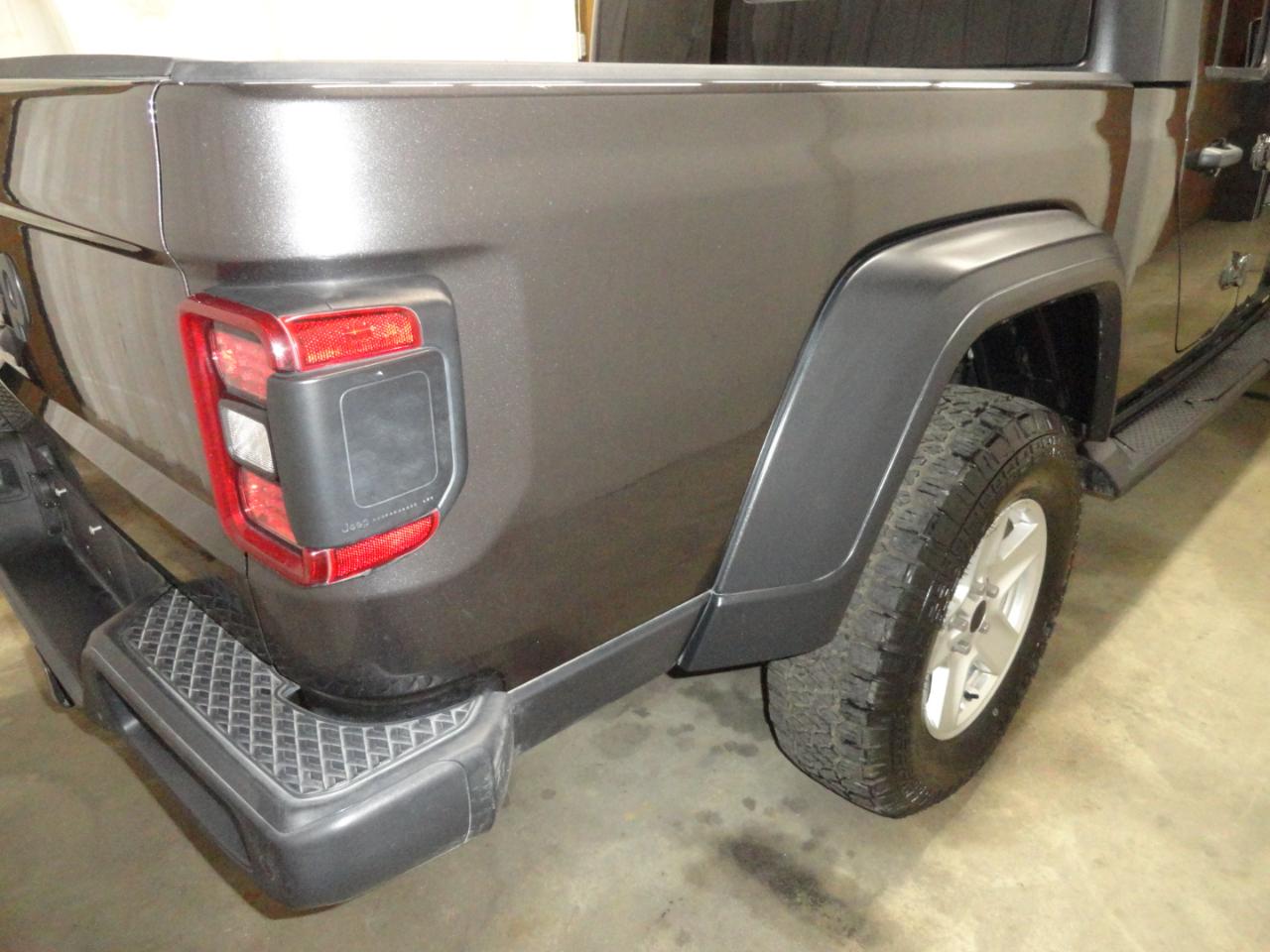 2020 Jeep Gladiator Sport S - Photo 39