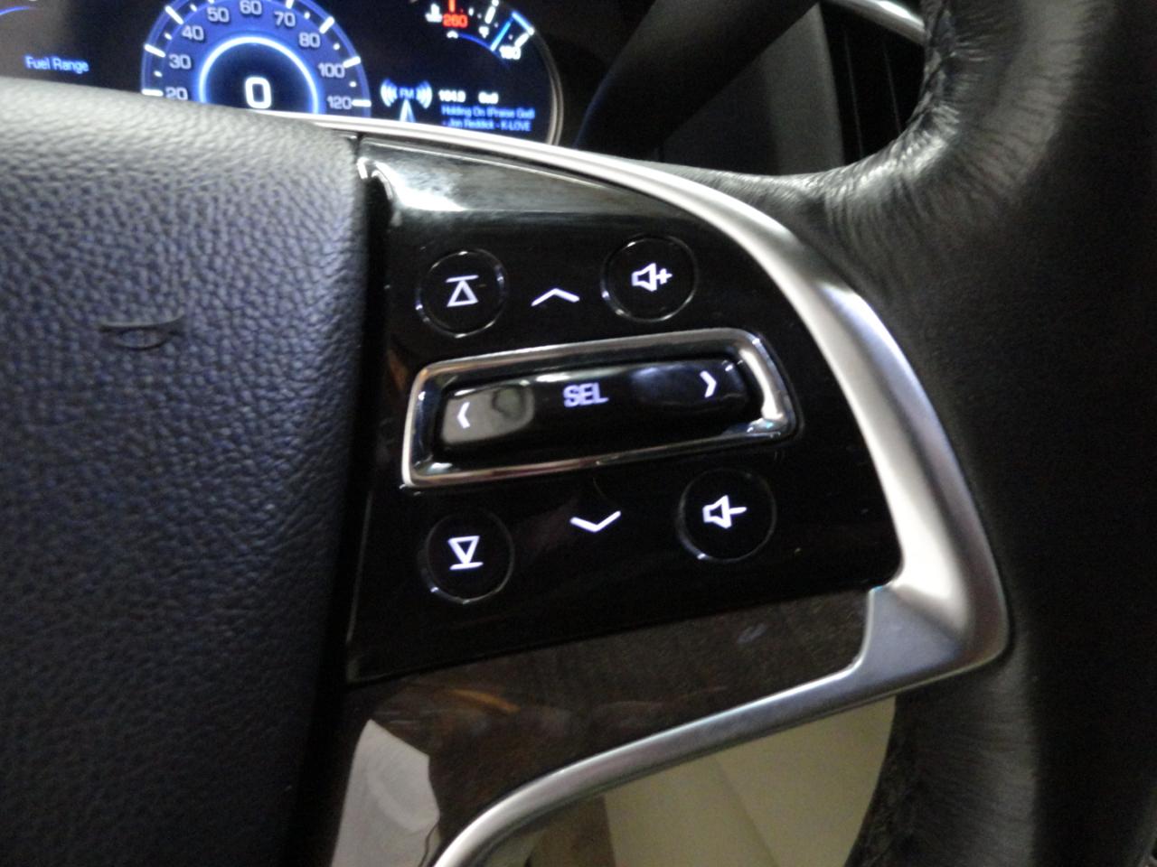 Cadillac Escalade 4WD 4dr Luxury 2018