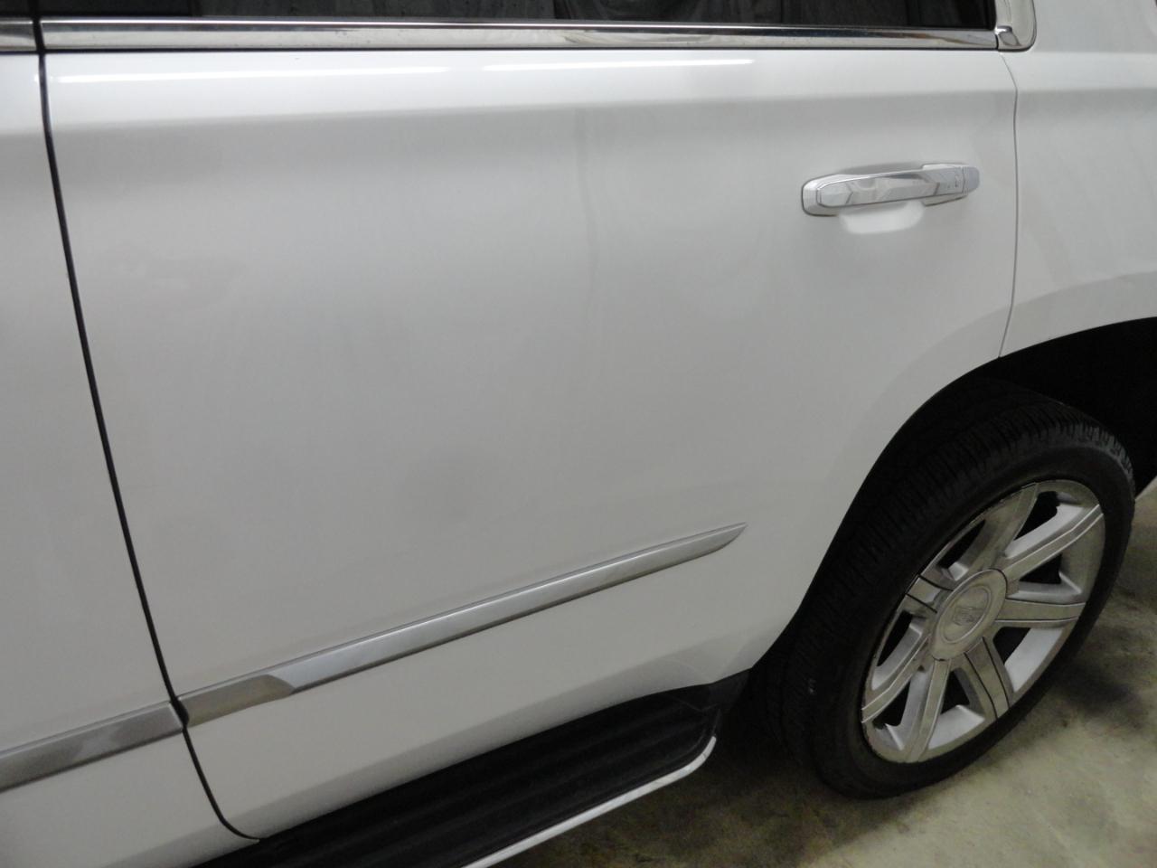 Cadillac Escalade 4WD 4dr Luxury 2018