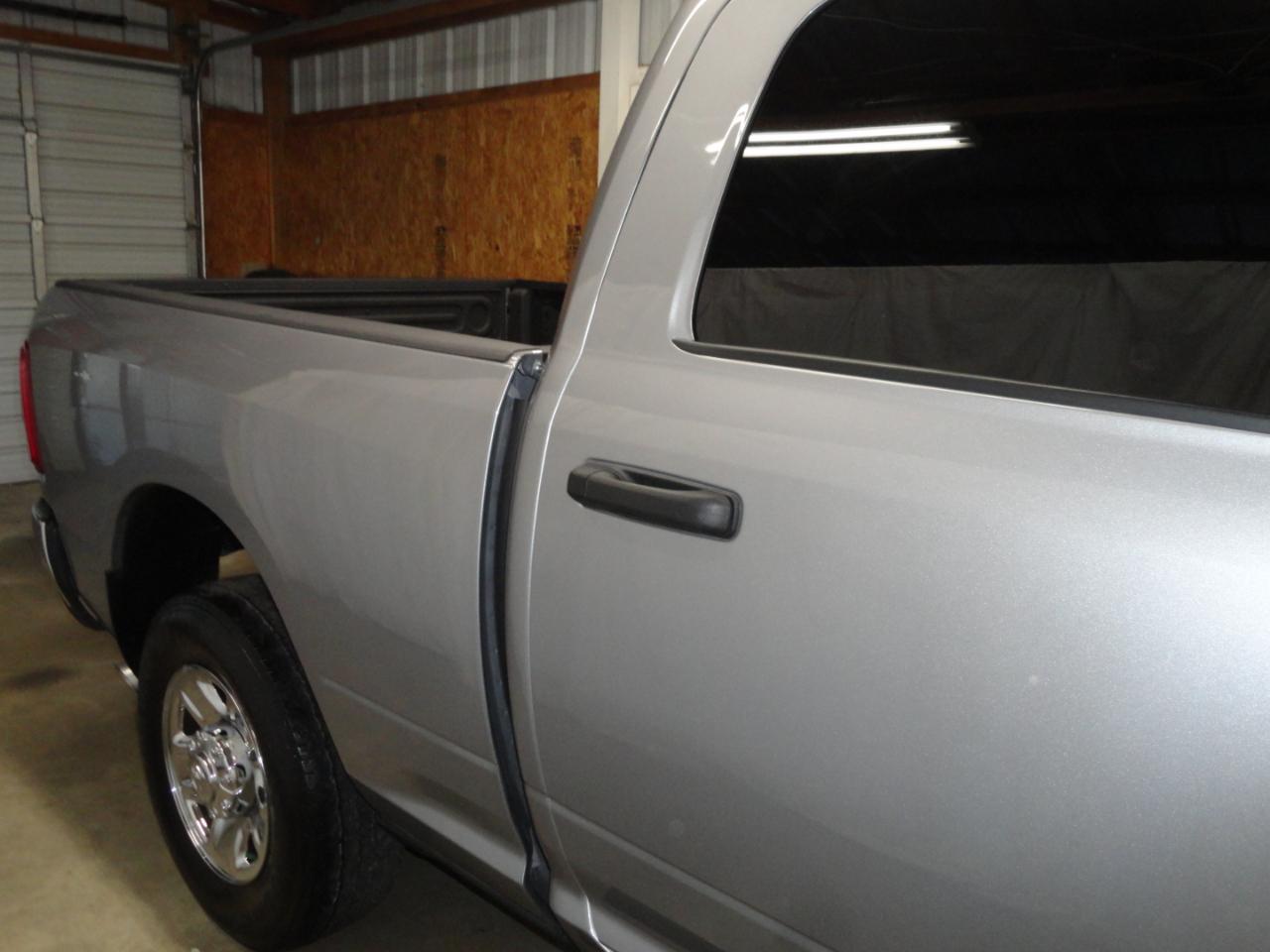 RAM 2500 Tradesman 4x4 Crew Cab 6'4" Box 2024