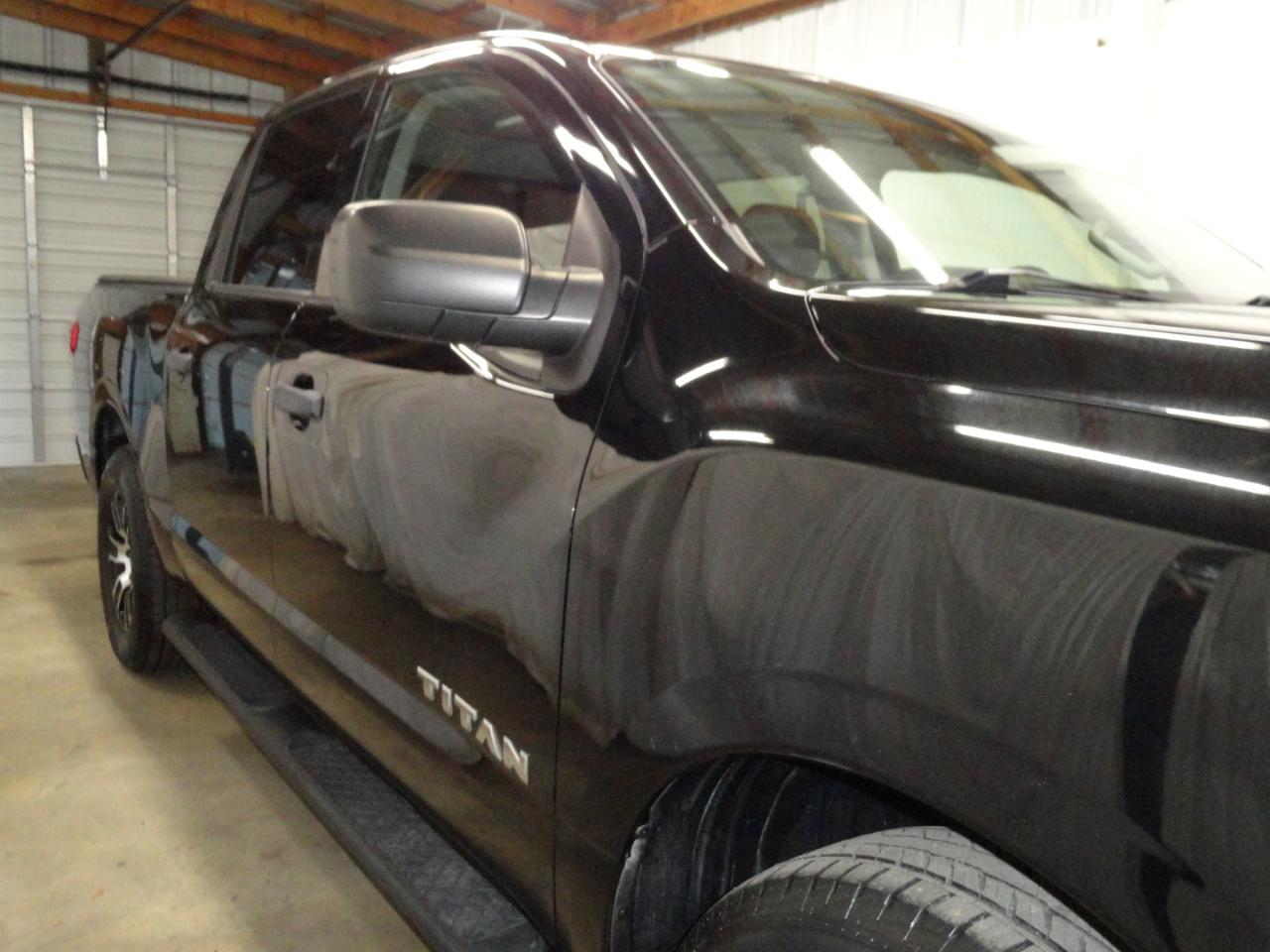 Nissan Titan 4x2 Crew Cab SV 2022