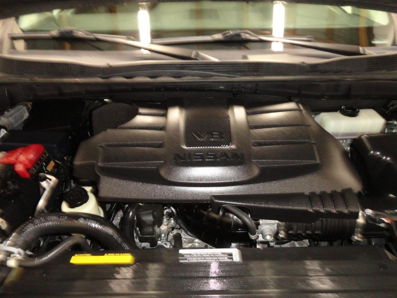 Nissan Titan 4x2 Crew Cab SV 2022