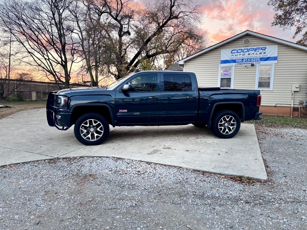 2017 GMC Sierra 1500 SLT's photo