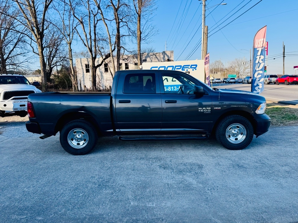 RAM 1500 Classic Tradesman Crew Cab SWB 4WD 2020