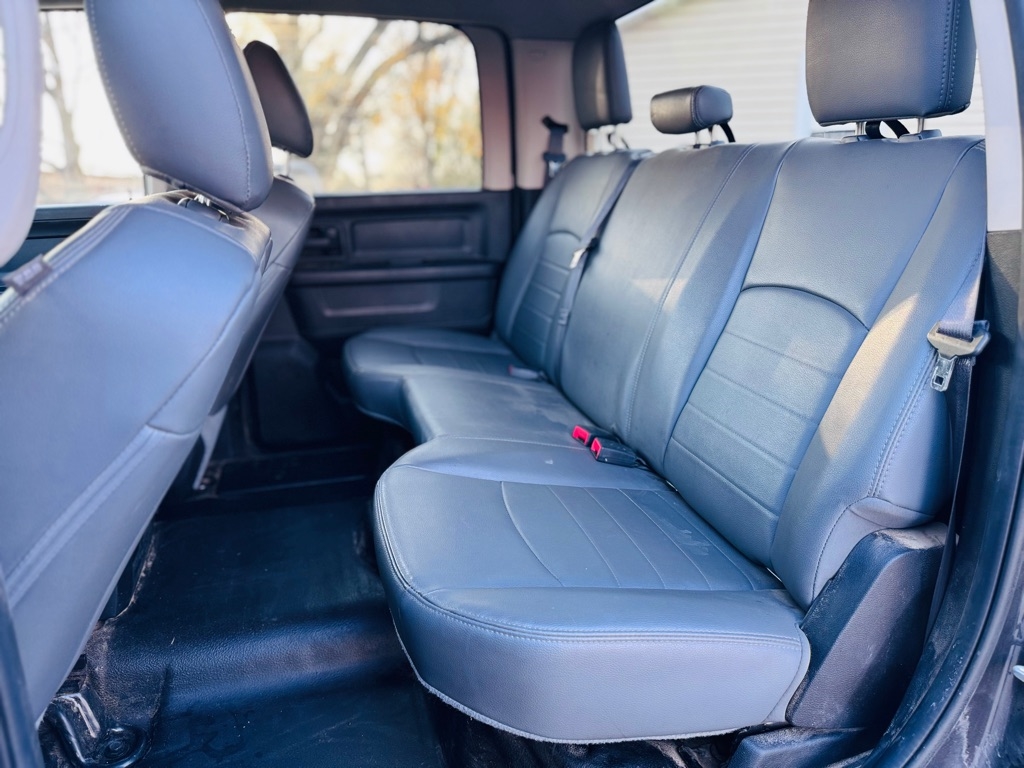 RAM 1500 Classic Tradesman Crew Cab SWB 4WD 2020