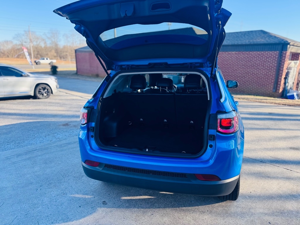 Jeep Compass Latitude FWD 2019