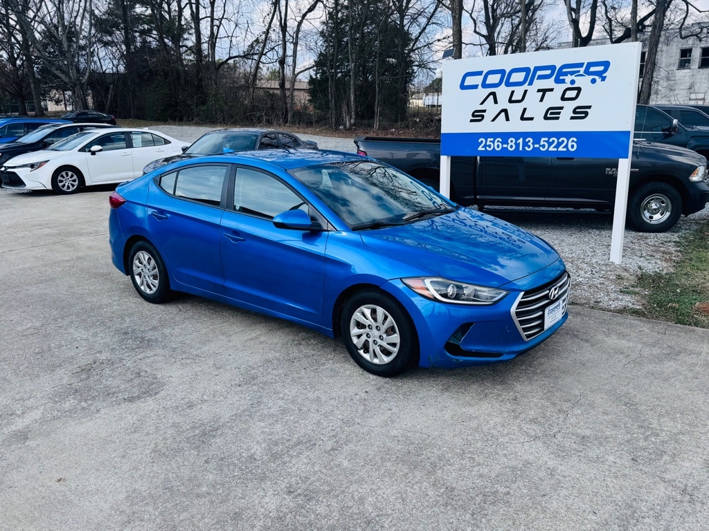 Hyundai Elantra SE 6AT 2017