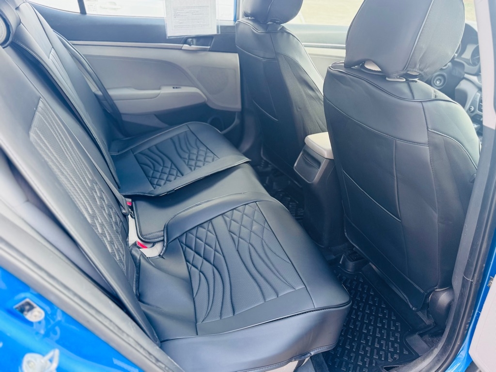 Hyundai Elantra SE 6AT 2017