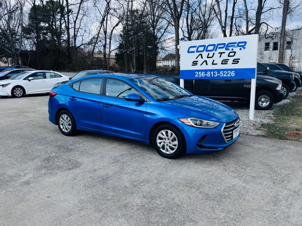 Hyundai Elantra SE 6AT 2017