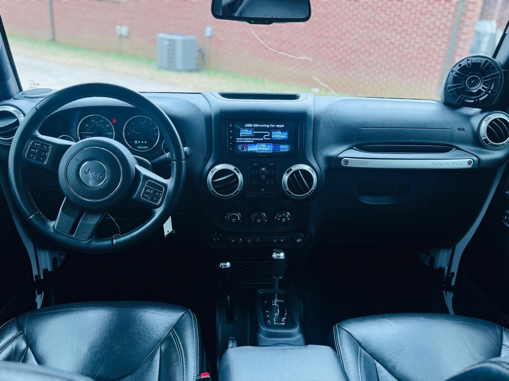 Jeep Wrangler Unlimited Sahara 4WD 2016