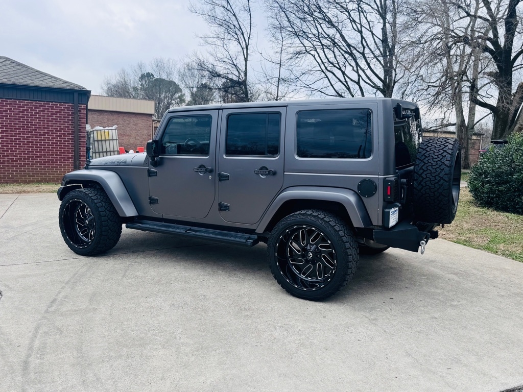 Jeep Wrangler Unlimited Sahara 4WD 2016