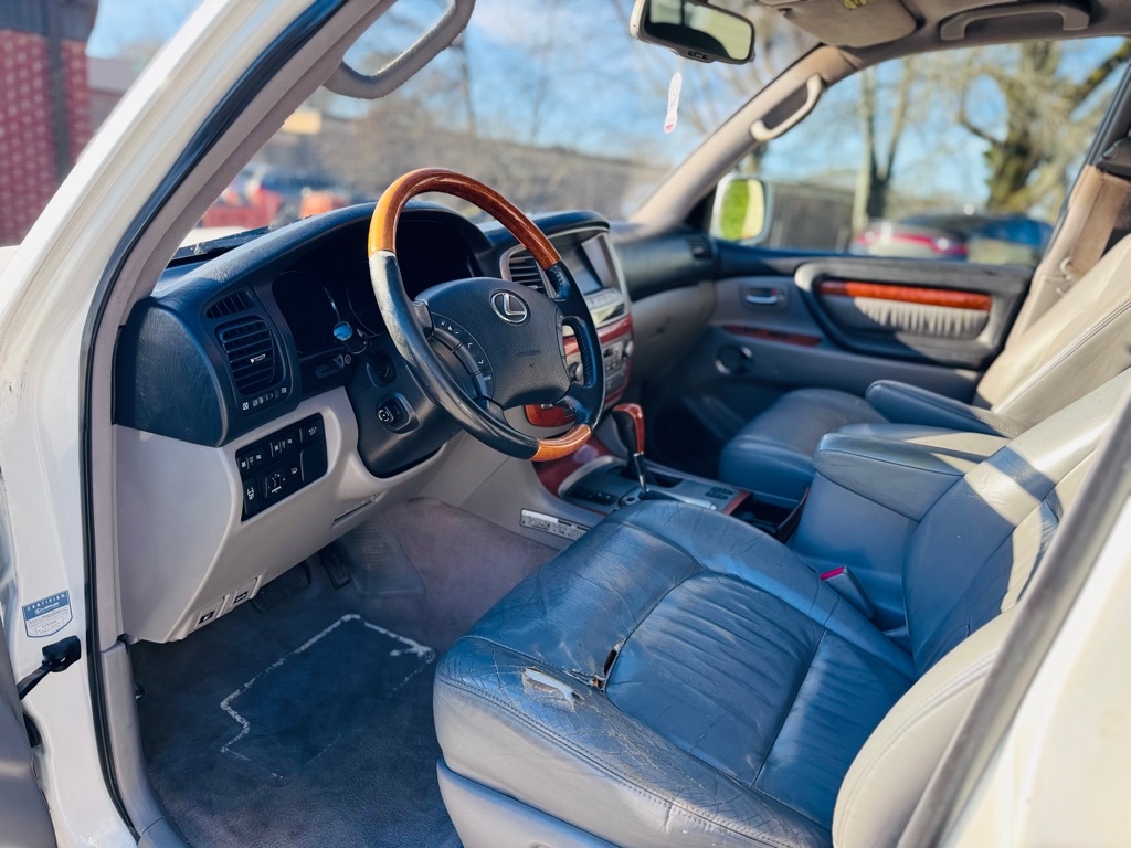 Lexus LX 470 Sport Utility 2006