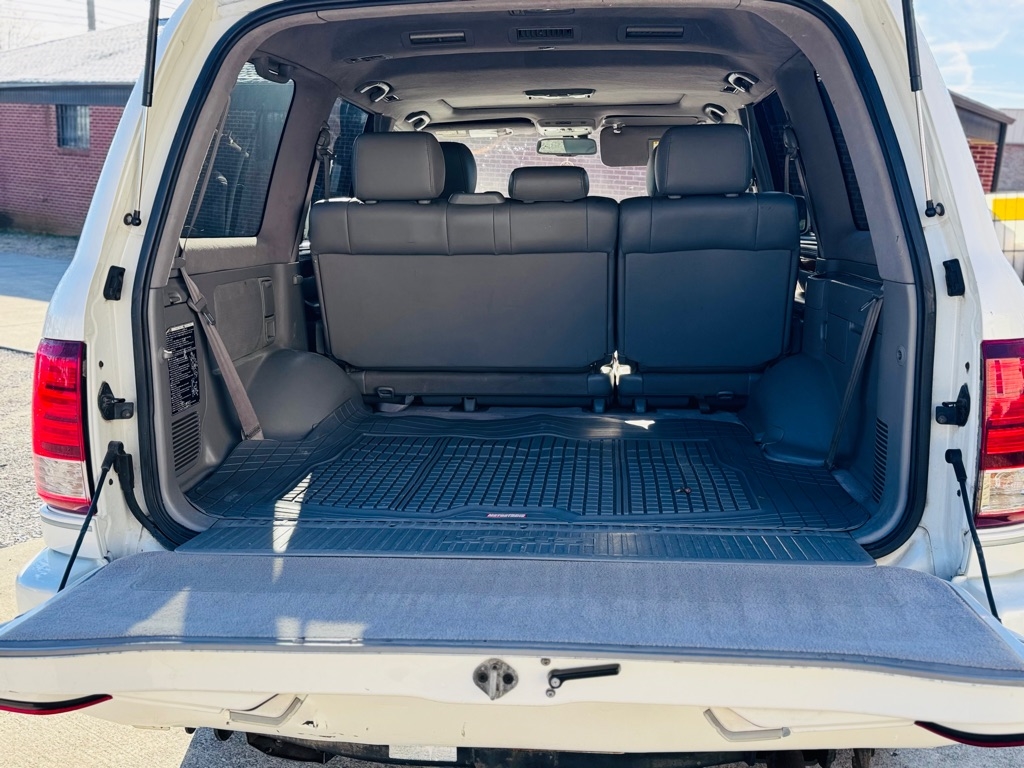 Lexus LX 470 Sport Utility 2006