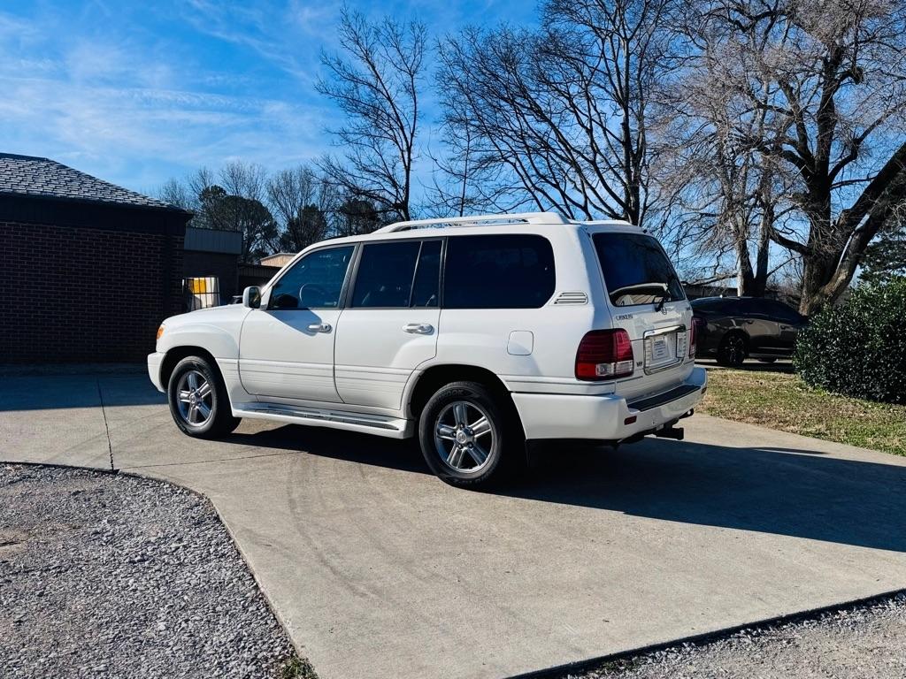Lexus LX 470 Sport Utility 2006