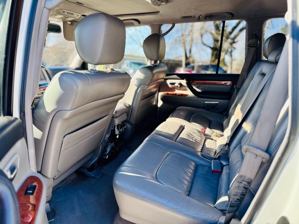 Lexus LX 470 Sport Utility 2006