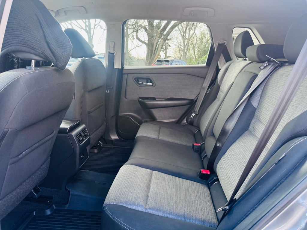 Nissan Rogue SV AWD 2022