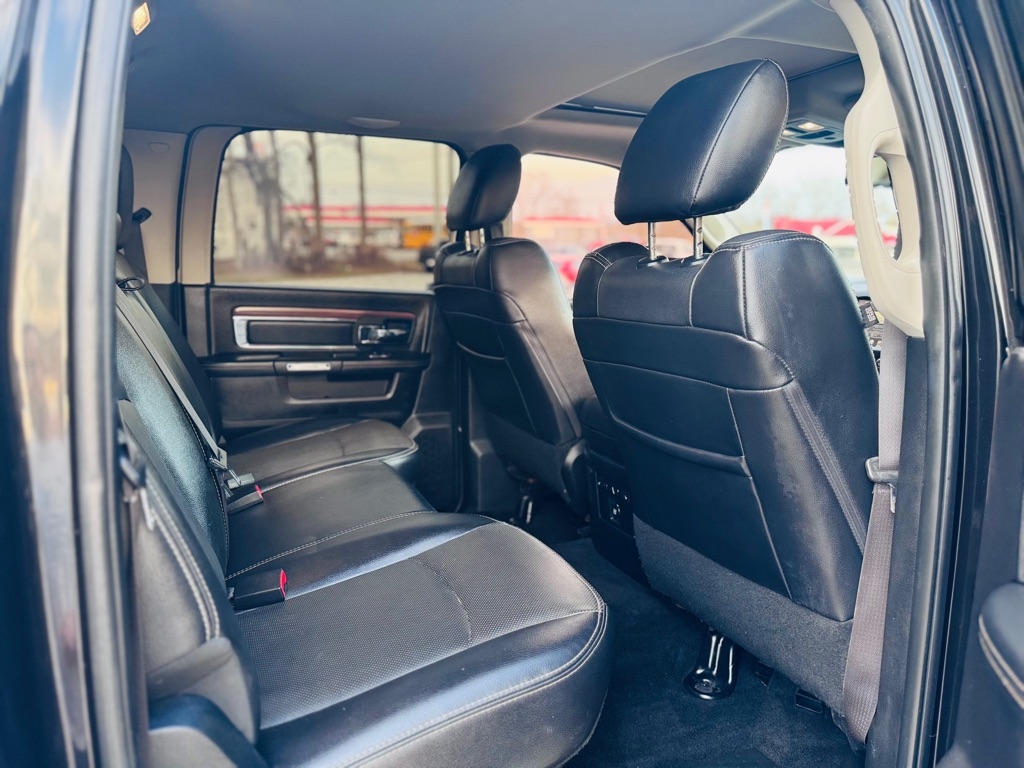 RAM 2500 Laramie Crew Cab SWB 4WD 2017