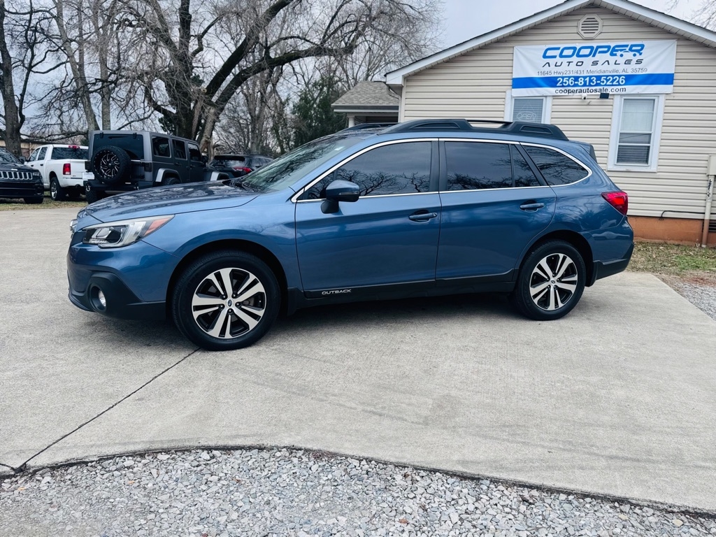 2018 Subaru Outback Limited's photo